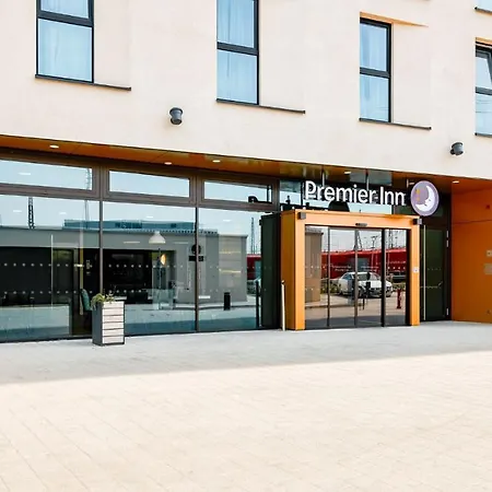 Premier Centre 3*